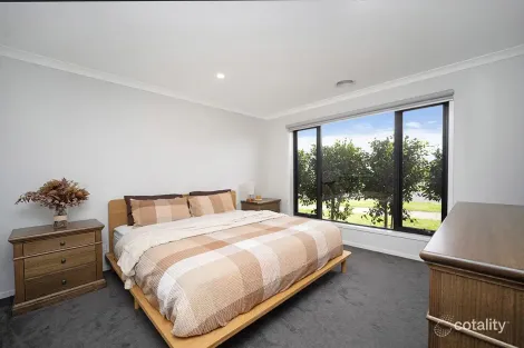 Property photo of 3 Yarra Drive Warrnambool VIC 3280