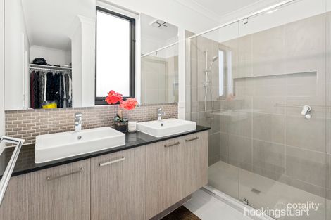 Property photo of 32 Lancashire Drive Werribee VIC 3030