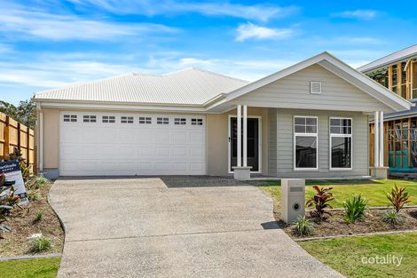 17 Greenside St, Victoria Point, QLD 4165