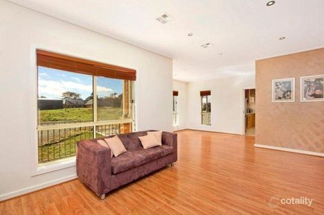 Property photo of 16 Shillington Avenue Googong NSW 2620