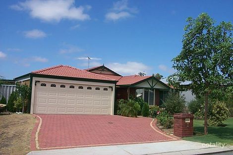 7 Oakfield Gdns, Parmelia, WA 6167