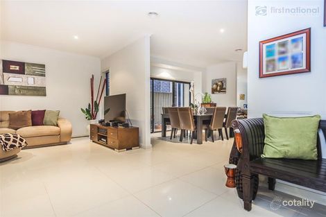 Property photo of 16 Brookvale Court Roxburgh Park VIC 3064