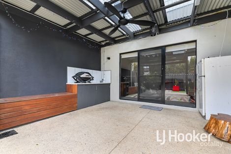 Property photo of 23 Hammond Crescent Officer VIC 3809