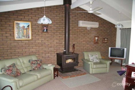 Property photo of 47 Malcolm Street Mansfield VIC 3722