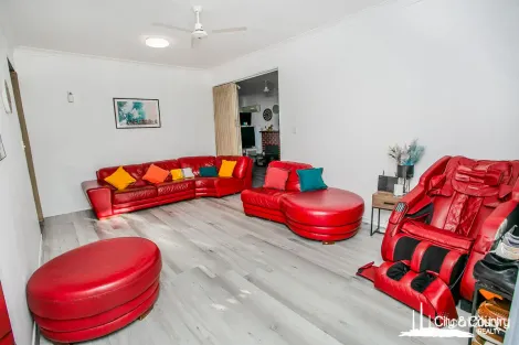 Property photo of 32 Isabel Street Mornington QLD 4825
