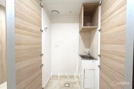 Property photo of 511/12 Queens Road Melbourne VIC 3004