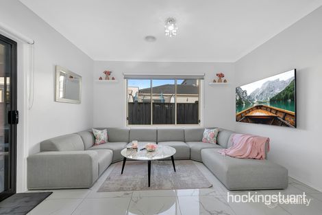 Property photo of 10 The Garlands Craigieburn VIC 3064