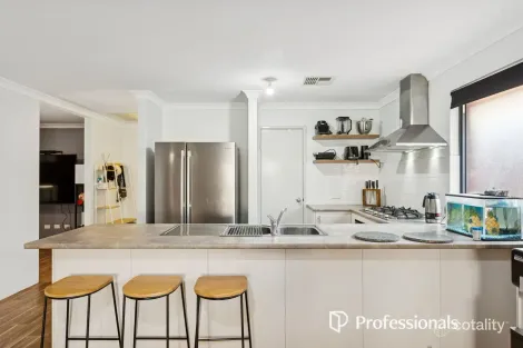 Property photo of 25 Kenneth Road High Wycombe WA 6057