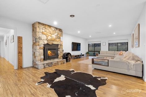 Property photo of 587 Royalla Drive Royalla NSW 2620