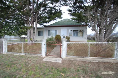 Property photo of 63 High Street Tenterfield NSW 2372