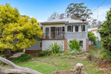 5 Pass Ave, Thirroul, NSW 2515