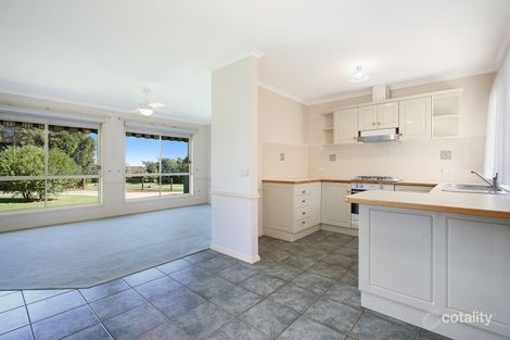 Property photo of 2/4 Fadden Court West Wodonga VIC 3690