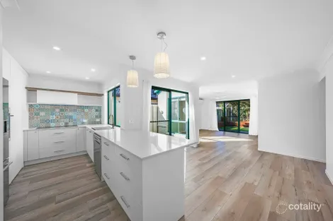 Property photo of 34 Kingarry Circuit Merrimac QLD 4226