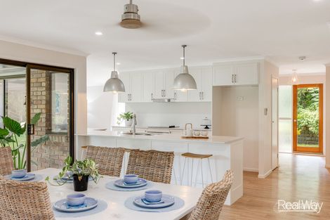 Property photo of 12 Grey Gums Drive Blue Mountain Heights QLD 4350