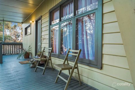 Property photo of 1 Moyna Drive Spring Gully VIC 3550