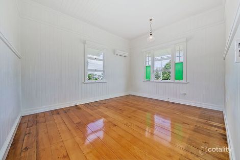 Property photo of 2339 Wynnum Road Wynnum QLD 4178