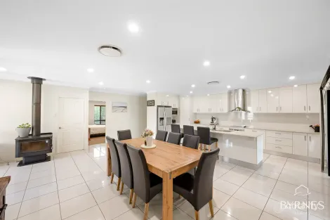 Property photo of 9 Gino Court Burua QLD 4680