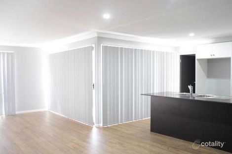 Property photo of 2/8 Western Avenue Tarro NSW 2322