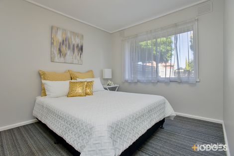 Property photo of 1/10 Loeman Street Essendon VIC 3040