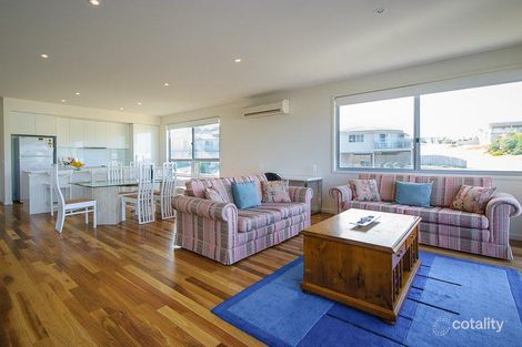 Property photo of 18 Halcyon Avenue San Remo VIC 3925