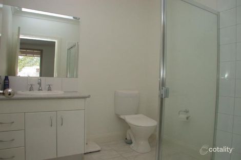 Property photo of 2/915 Doncaster Road Doncaster East VIC 3109