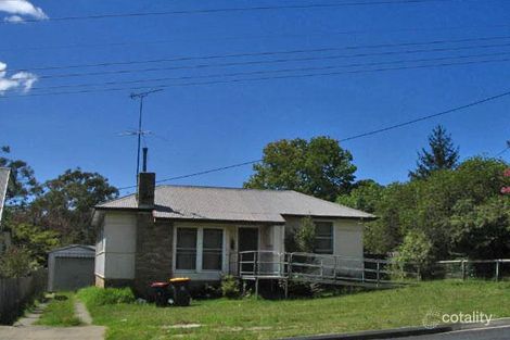 Property photo of 32 Oxley Drive Mittagong NSW 2575