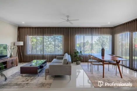 104 The Crest, Woodvale, WA 6026