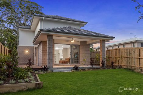 48 Raeburn St, Manly, QLD 4179