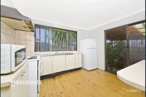 Property photo of 4 Smith Grove Shalvey NSW 2770