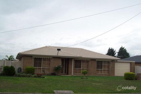 2/21 General Joshua Dr, Hampton Park, VIC 3976
