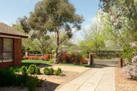 Property photo of 8 Cooper Place Watson ACT 2602