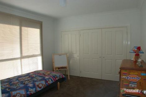 Property photo of 2/915 Doncaster Road Doncaster East VIC 3109