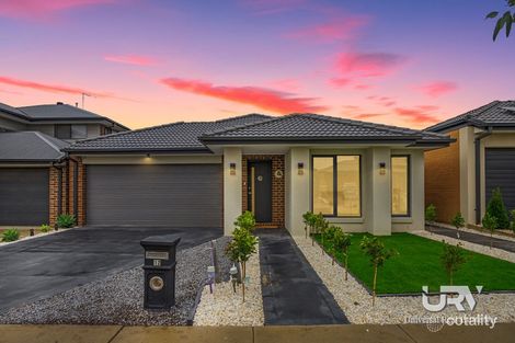 Property photo of 12 Camberwell Parade Mickleham VIC 3064