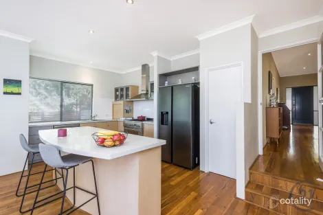 Property photo of 95 Westview Parade Wannanup WA 6210