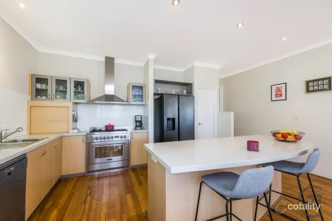 Property photo of 95 Westview Parade Wannanup WA 6210