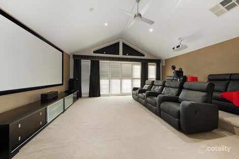 Property photo of 14 Paddington Terrace Berwick VIC 3806