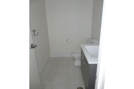 Property photo of 3 Tia Place Carnes Hill NSW 2171