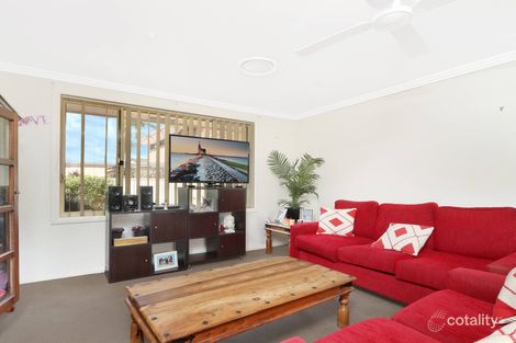 Property photo of 3/94 Avondale Road Avondale NSW 2530