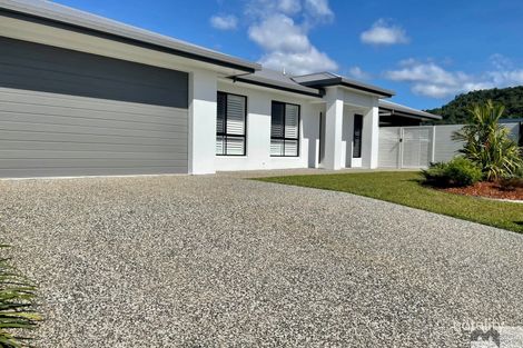 Property photo of 12 Wattledale Bend Trinity Beach QLD 4879
