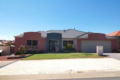 3 Colverwell Cres, Jerrabomberra, NSW 2619