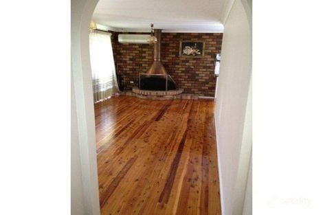 Property photo of 22 Ardrossan Crescent St Andrews NSW 2566