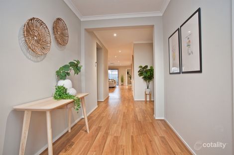 Property photo of 94 Lennon Parkway Derrimut VIC 3026