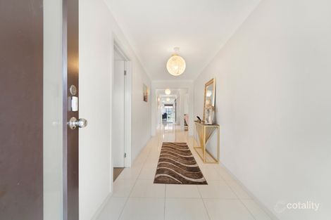 Property photo of 40 Nossal Drive Point Cook VIC 3030