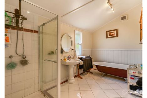 Property photo of 106 Holberton Street Newtown QLD 4350