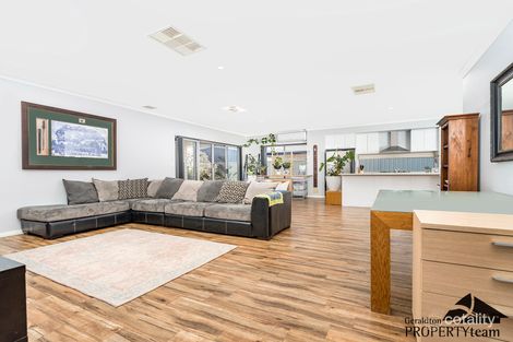 Property photo of 24 Spindrift Vista Glenfield WA 6532