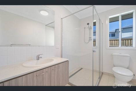 Property photo of 17 Riverland Road Coomera QLD 4209