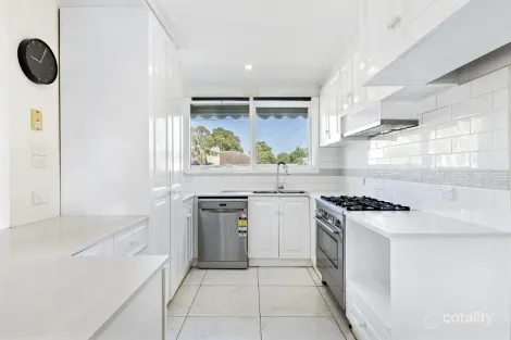 Property photo of 35 Orange Grove Bayswater VIC 3153