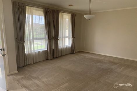 9 Salina Walk, Caroline Springs, VIC 3023