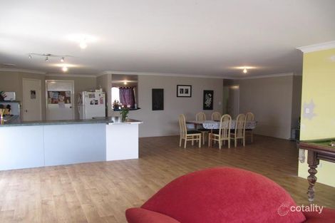 Property photo of 31 Derricap Avenue Ellenbrook WA 6069