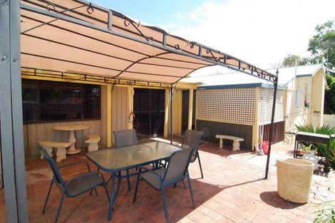 Property photo of 28 Jinda Road Koongamia WA 6056